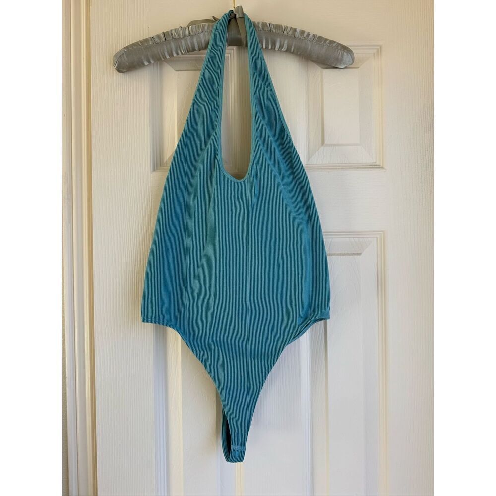Wild Fable women’s halter top teal ribbed low scoop back M